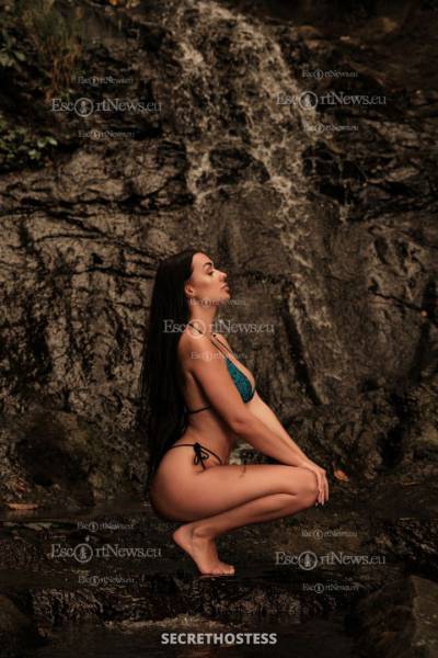 21 Year Old European Escort Riyadh Brunette - Image 6