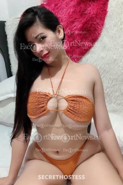 22 year old European Escort in Berlin Brenda, Agency Model