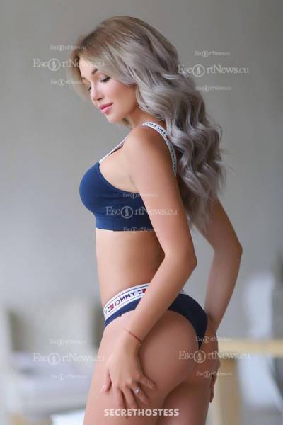 22 Year Old European Escort Berlin - Image 4