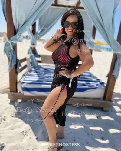 24 Year Old Egyptian Escort Cairo - Image 1