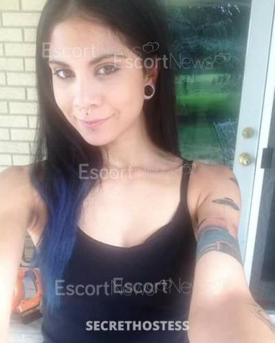 25 Year Old American Escort Denver CO Brunette Brown eyes - Image 1