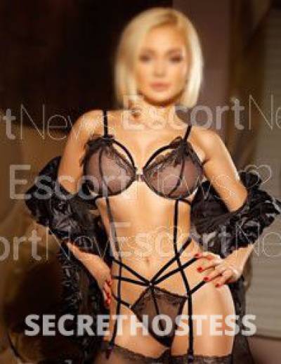 26 year old European Escort in Singapore Zoe, Agency Model