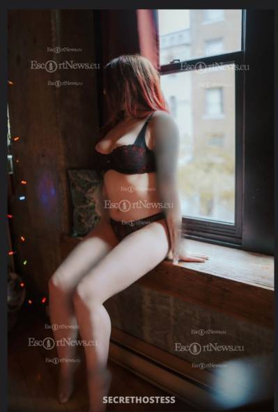 28 Year Old European Escort Vancouver Redhead - Image 2