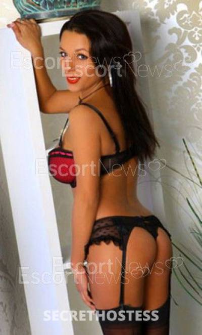 29 Year Old German Escort Frankfurt - Image 2