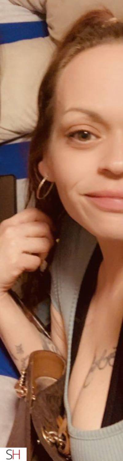 34 year old Caucasian Escort in Winnipeg Sexy and playful