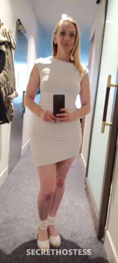 Melbourne's Favourite Tight Pussy Available For Your  in Melbourne