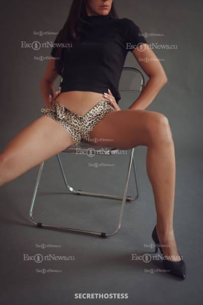 40 Year Old Russian Escort Moscow Brunette - Image 5