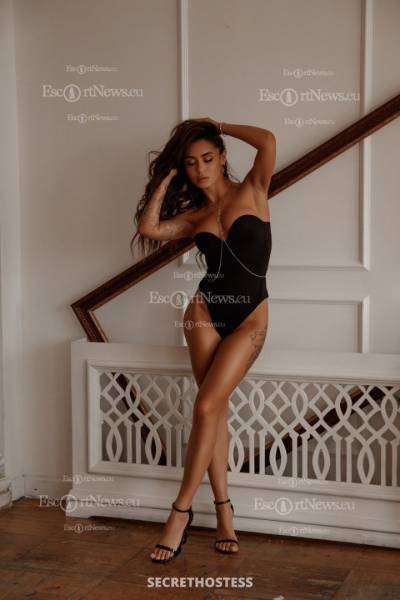 21 Year Old European Escort Phuket Brunette - Image 8