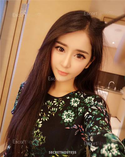 21 year old Asian Escort in Hong Kong Betty, Independent Model