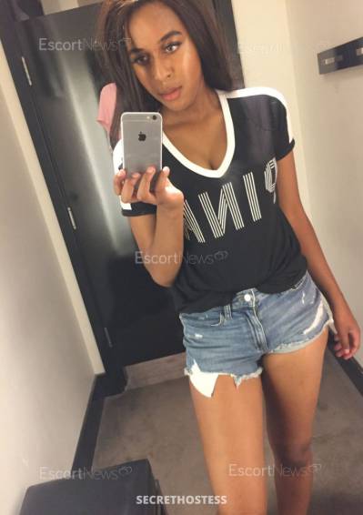 19 Year Old Asian Escort Denver CO - Image 2