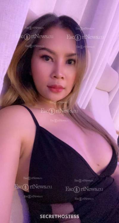 22 Year Old Asian Escort Doha - Image 7