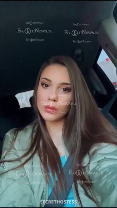 19 year old Romanian Escort in Berlin Eva, Independent Model