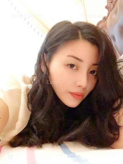 20 Year Old Asian Escort Jeddah - Image 5