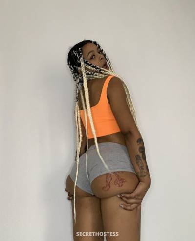 25 year old Escort in Lawrence KS New girl in the Block I'm flirty? sexy? &amp;&