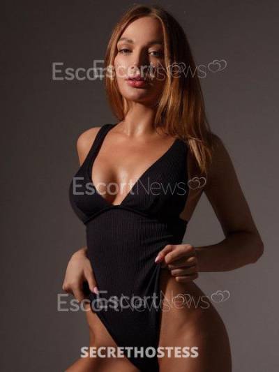 24 Year Old European Escort Luxembourg City Brown Hair Green eyes - Image 2