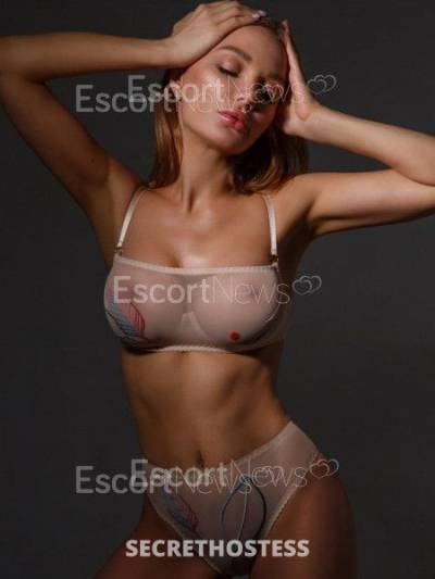 24 Year Old European Escort Luxembourg City Brown Hair Green eyes - Image 7