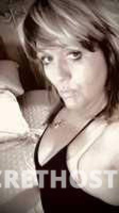 Mona 52Yrs Old Escort Kansas City MO Image - 2