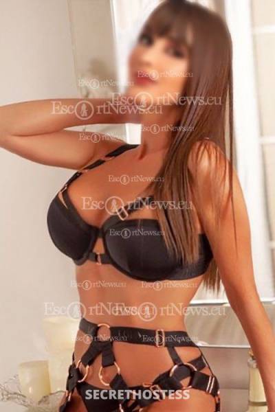 38 Year Old European Escort Chicago IL - Image 4