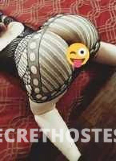 24 year old Escort in Knoxville TN Leaving today? real freaky Thick? Wet Pussy?Outcall&amp;