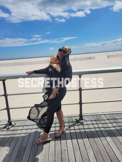 30Yrs Old Escort 77KG 137CM Tall Chicago IL Image - 1