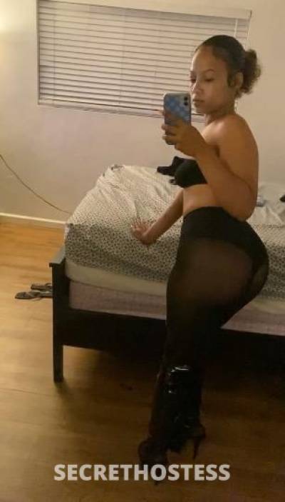 Brianna 24Yrs Old Escort Milwaukee WI Image - 0