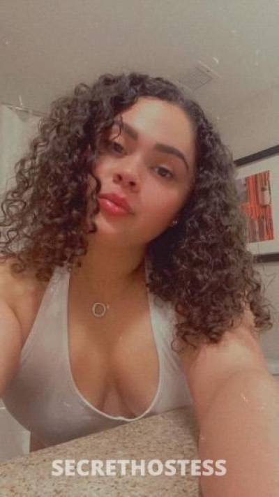 Luna 18Yrs Old Escort Worcester MA Image - 2