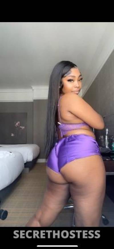 20 year old Islander Escort in Everett WA Hey daddy? cum see me ?the best korean and islander massuase
