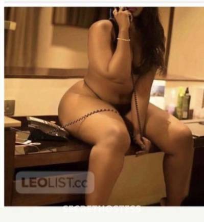 25 year old Escort in Montreal Exxxotic THICK ebony godess ? party friendly