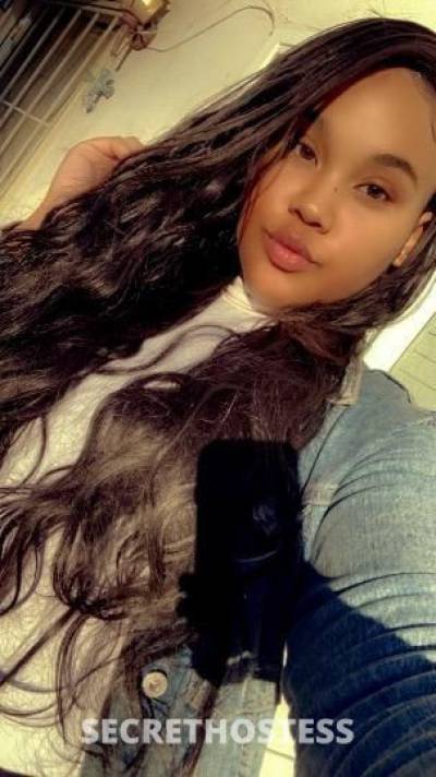 20 year old Escort in Monterey CA incalls and outcalls only