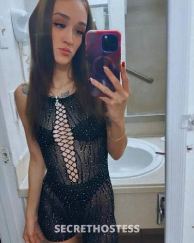 Tiny 26Yrs Old Escort 149CM Tall Saint Louis MO Image - 6