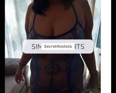 43-year-old with a curvy figure in Telford