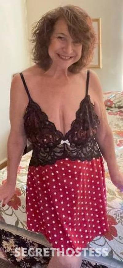 56Yrs Old Escort Kansas City MO Image - 6