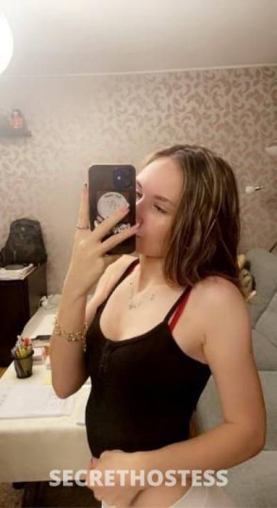 25 year old Escort in Everett WA Beautful?bubbly?blond