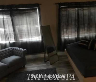 LUXSPA 18Yrs Old Escort Edmonton Image - 0