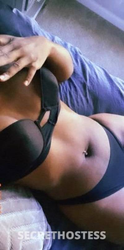 26 year old Escort in Washington DC Classy petite ? iso seasoned regulars
