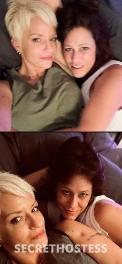 40 year old Escort in Denver CO ♥?sexy, freaky brunette?ready to play and please you