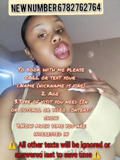 28 year old Escort in Little Rock AR Mizz V is Back. Pretty face, tight grip, perfect ass, 