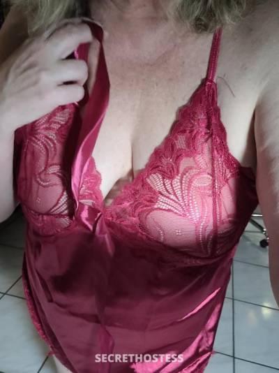 48 Year Old Escort Tampa FL - Image 2