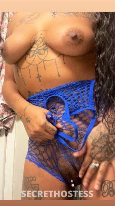 26 year old Escort in Montgomery AL 90 QV Incall special till 5pm and I Have TWO Girl special