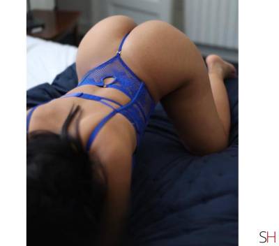 25 Year Old Latino Escort Dublin Brunette - Image 3