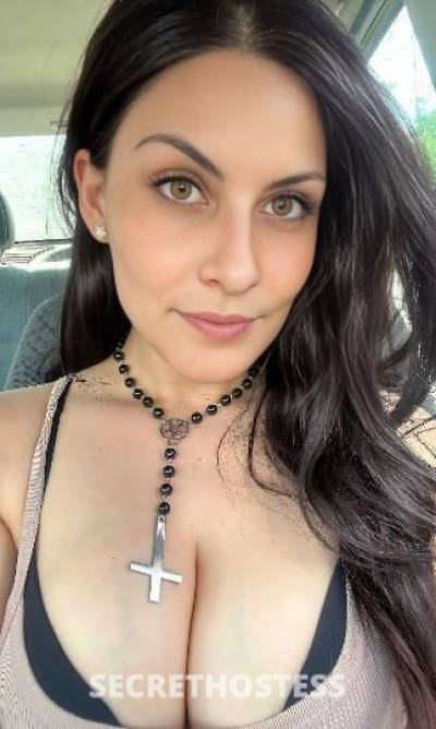 26 year old Escort in Savannah GA the most luxurious experience with emma