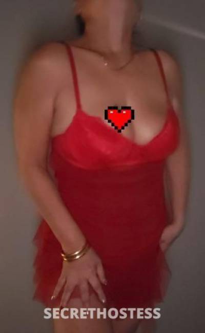 Nicole 40Yrs Old Escort Toronto Image - 6