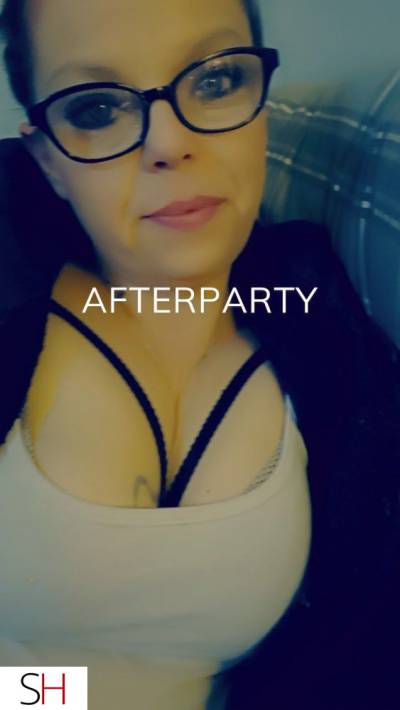 44 year old Caucasian Escort in Winnipeg Yeah yeah friday tgif