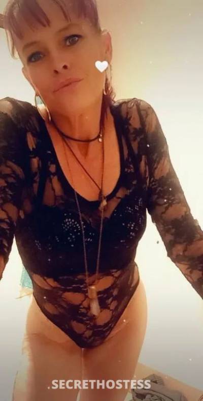 44 year old Escort in Townsville Master and slave day so which one are u PREPAID ONLY