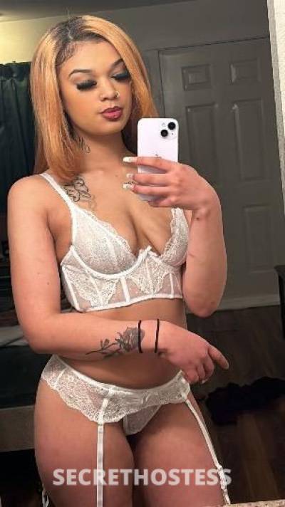 Creamy Peach Upscale University District Incall Available in Seattle WA