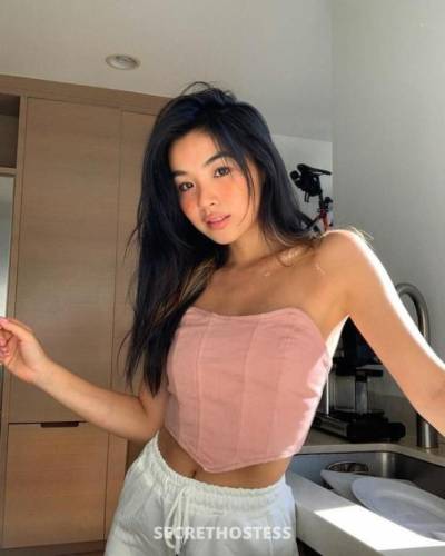 21 year old Escort in Brisbane Dragon Services Pure Singapore Girls Vivan 21 yrs size 7 