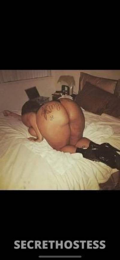 28 year old Cuban Escort in Inland Empire CA Freak Hoe Wet Coochie Mature Sexy Nasty Cuban &amp; Blk