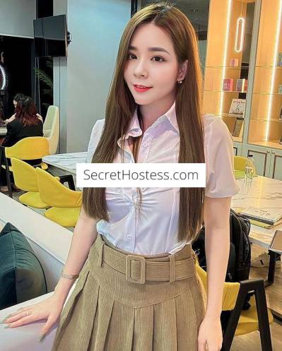 39 year old Escort in Sydney I live alone in my big house i need a man who can make me 