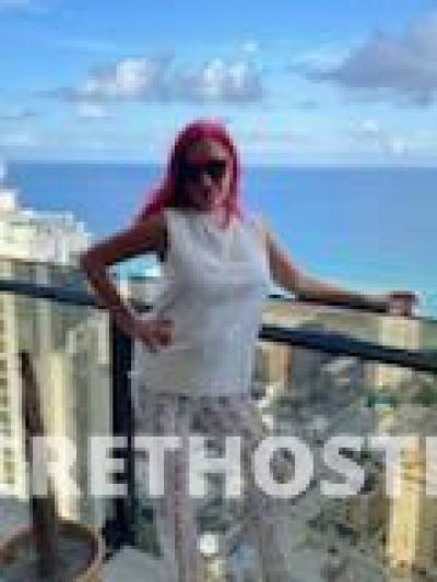 Australian Girlfriend for real FUN in Gold Coast