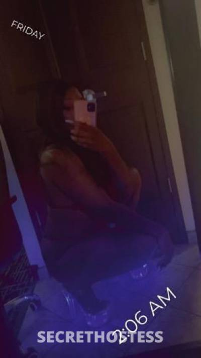 24 year old Escort in Fresno CA Looking For A Regular Ima Bad Lil Bitch Slim Like A Barbie